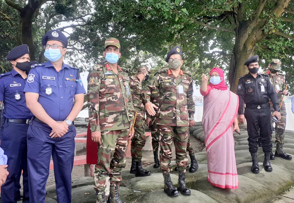 কুমিল্লা সেনানিবাসের জিওসির তিন নদীর মিলনস্থল পরিদর্শন