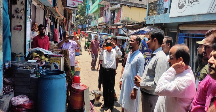 কচুয়ার রহিমানগর বাজারে ভয়াবহ অগ্নিকান্ড