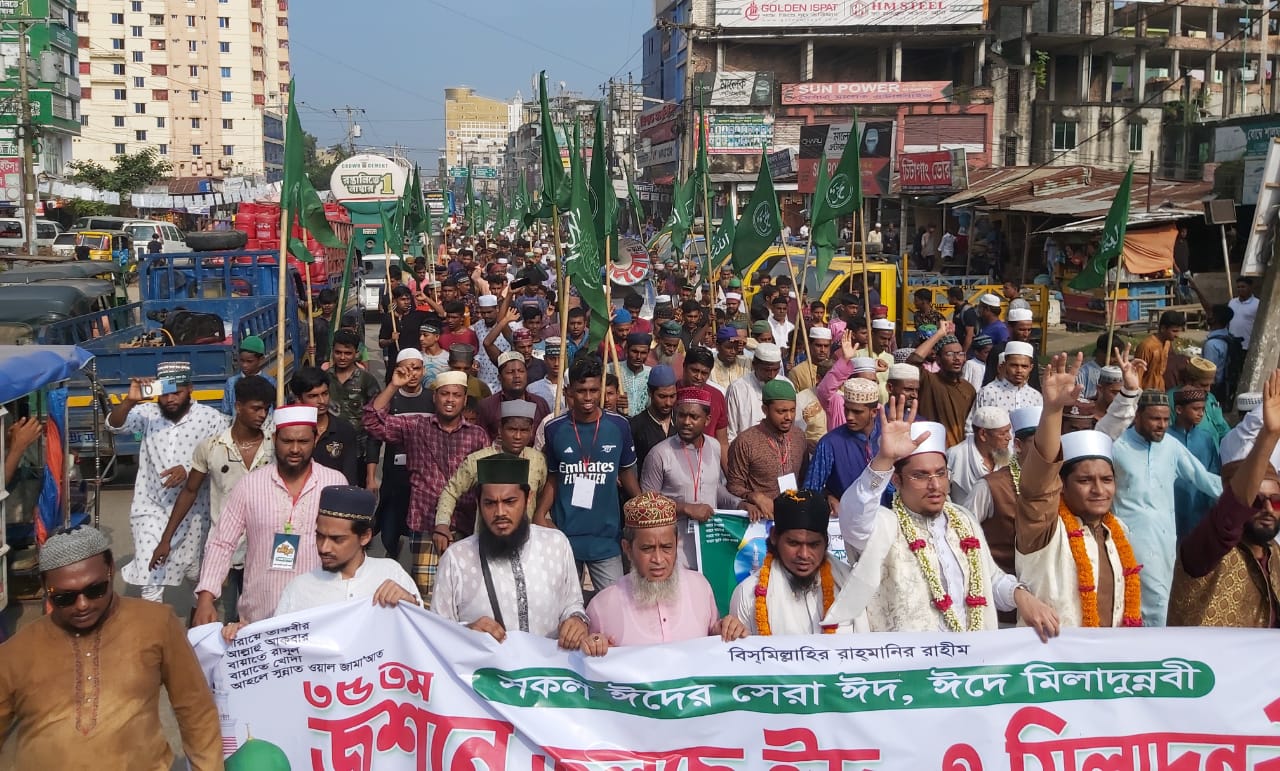 ধেররা ইমামে রাব্বানী দরবার শরীফের উদ্যোগে জশনে জুলুস