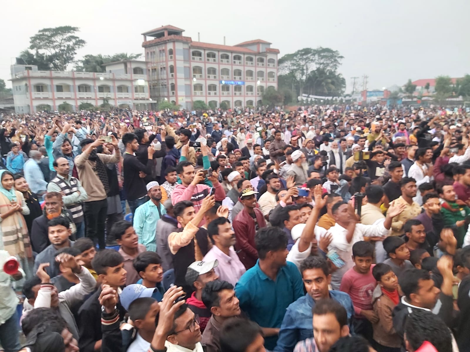 নৌকা আওয়ামীগের মার্কা, অন্য মার্কা নয় : মেজর রফিকুল  ইসলাম বীর উত্তম