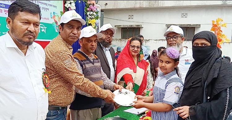 চাঁদপুর মডার্ন শিশু একাডেমির বার্ষিক ক্রীড়া প্রতিযোগিতা ও পুরস্কার বিতরণ 