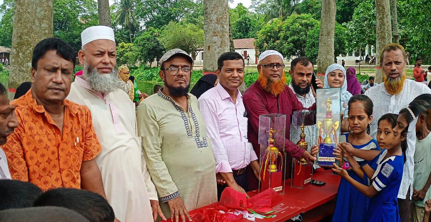 কচুয়া পৌরসভায় বঙ্গবন্ধু ও বঙ্গমাতা ফজিলাতুন নেছা মুজিব প্রাথমিক বিদ্যালয় গোল্ডকাপ ফাইনাল খেলা অনুষ্ঠিত