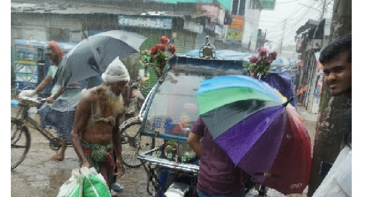 চাঁদপুরে আবারো ভারি বর্ষণ : ৪৭ মিলিমিটার বৃষ্টিপাত রেকর্ড