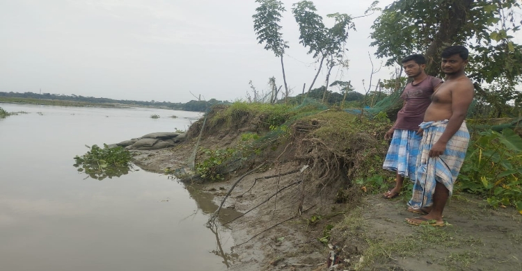 জেলা প্রশাসক ও পানি উন্নয়ন বোর্ড নির্বাহী প্রকৌশলীর দৃষ্টি আকর্ষণ