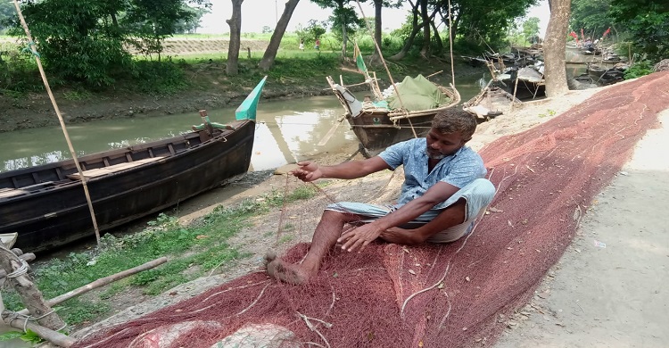 শেষ হলো পদ্মা-মেঘনায় জাল ফেলার নিষেধাজ্ঞা