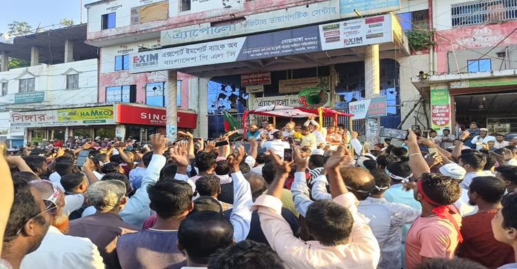 কাঙ্ক্ষিত ফসল ঘরে নিতে আপনারা এখনো যে ঐক্যবদ্ধ রয়েছেন তা আজ প্রমাণিত