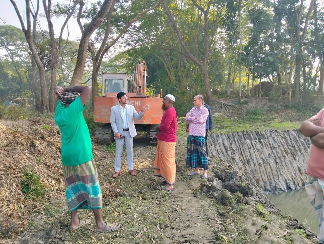 অবৈধ মাটি বিক্রির বিরুদ্ধে অভিযান অব্যাহত থাকুক