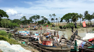 ইলিশ অভয়াশ্রম সংরক্ষণে নৌ পুলিশের  অভিযান