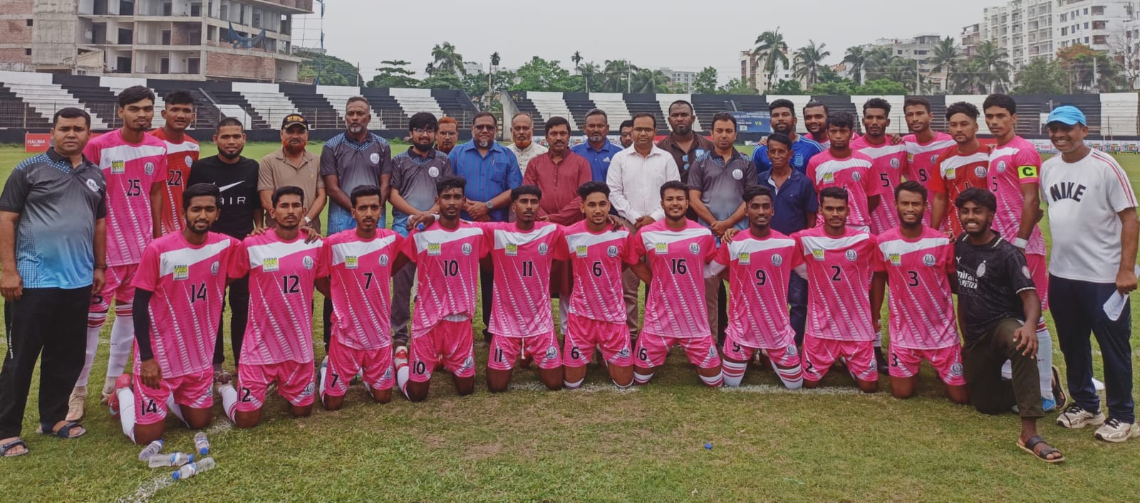 গোল্ডকাপ ফুটবলে লক্ষ্মীপুরকে ৩-০ গোলে হারিয়ে জোন ফাইনালে কুমিল্লা