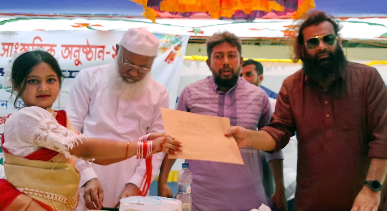 শিক্ষার মানোন্নয়নে অভিভাবক-শিক্ষকসহ সকলকে এগিয়ে আসতে হবে