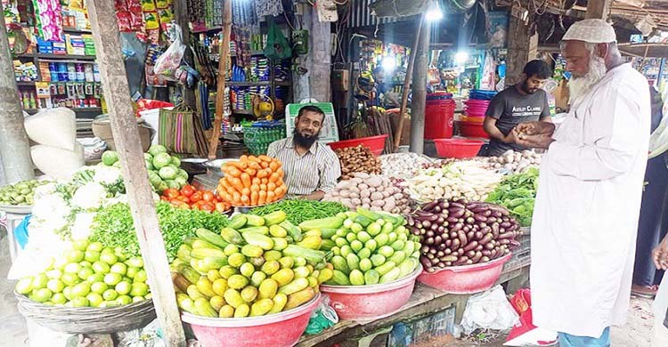 পণ্য সরবরাহে স্বস্তি আনতে ও সরবরাহ সংকট মোকাবেলায় সহায়তা চান স্থানীয় ব্যবসায়ীরা