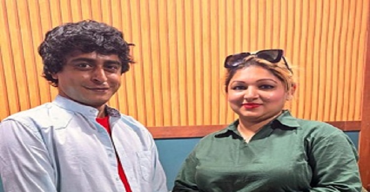 মুরাদ নূরের সুরে খালেদা জিয়াকে নিয়ে গাইলেন দিঠি আনোয়ার
