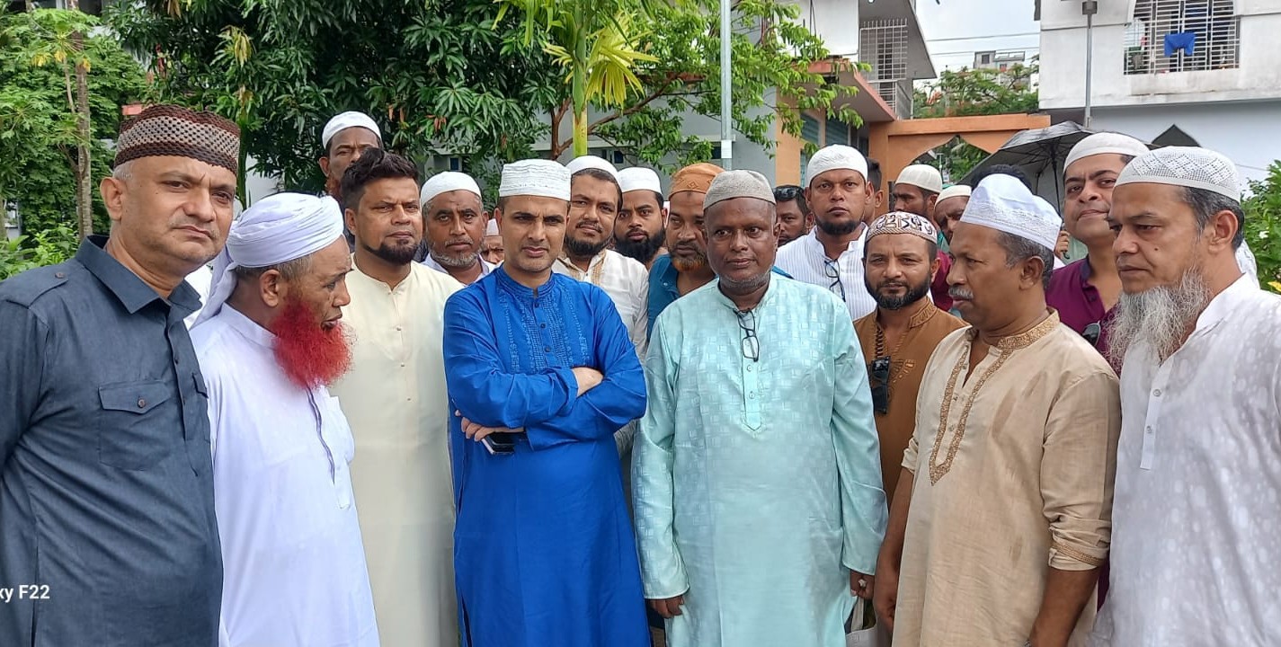 বাসস্ট্যান্ড মসজিদ মাদ্রাসা কমপ্লেক্স পরিদর্শনে জেলা প্রশাসক