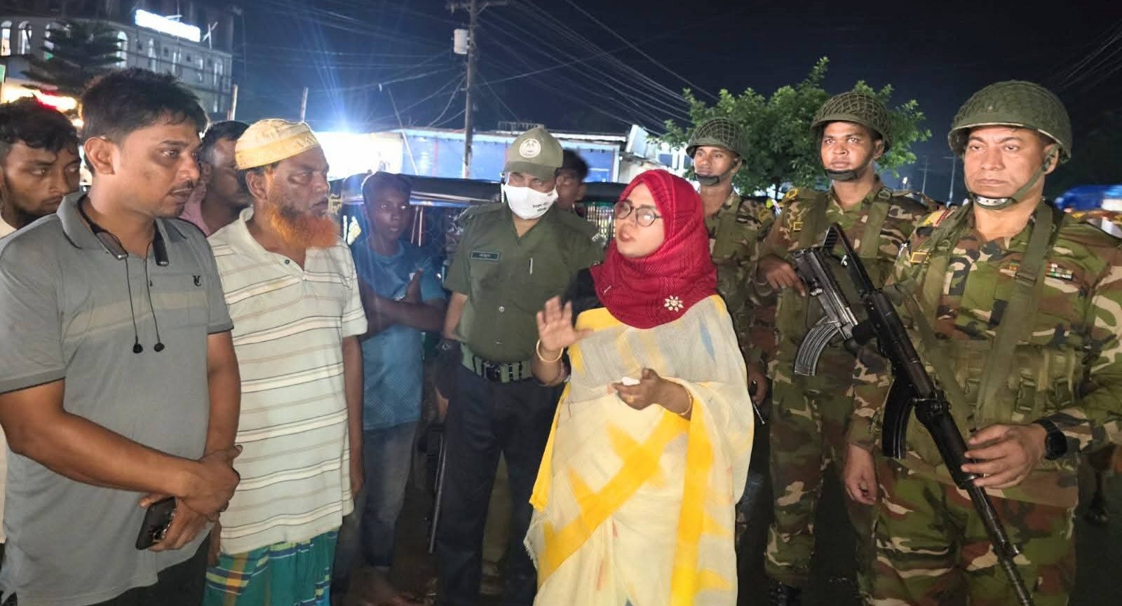 ফরিদগঞ্জে অতিরিক্ত ভাড়া আদায় বন্ধে ইউএনও’র অভিযান