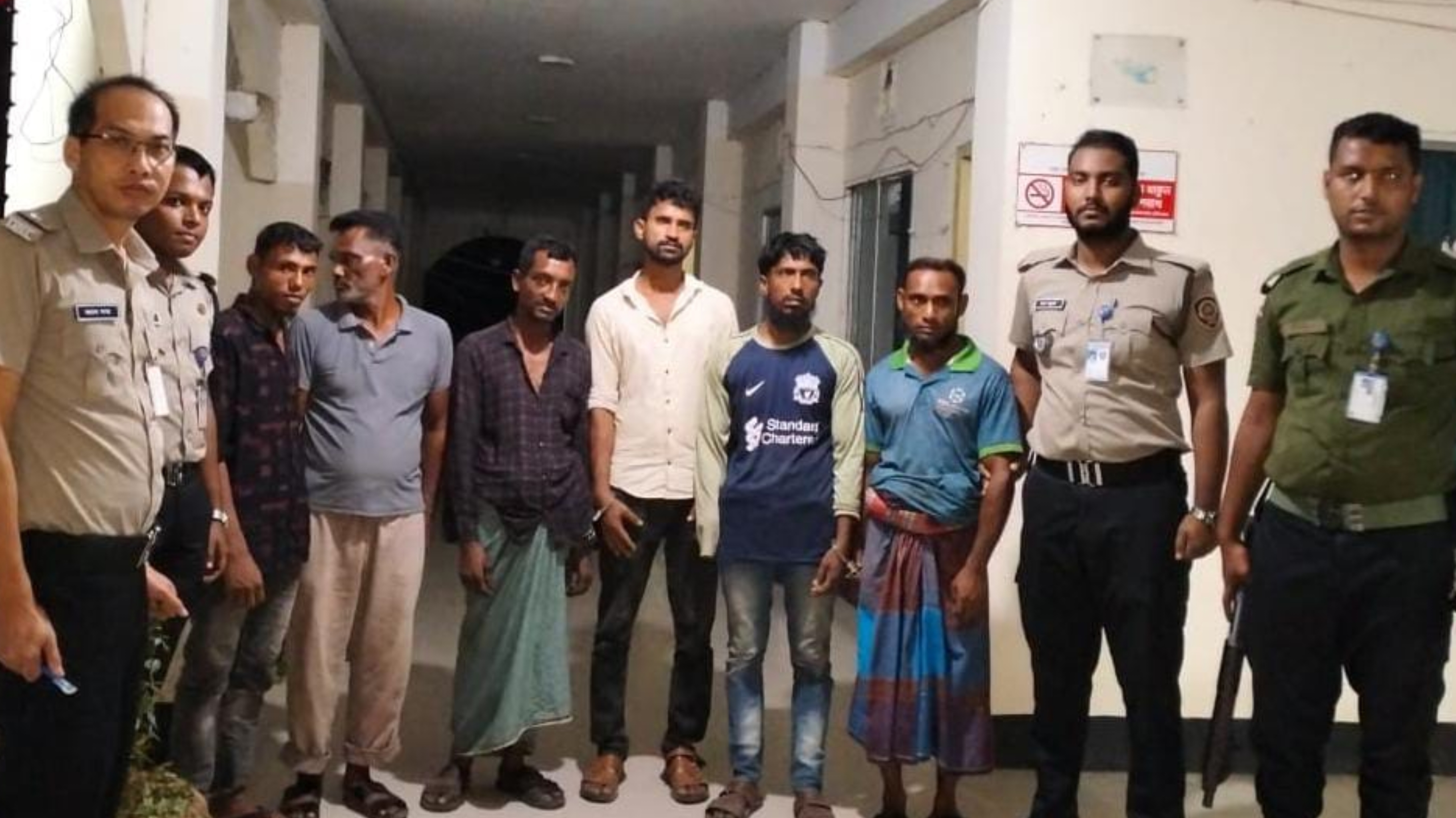 ১১ মাদকসেবীর কারাদণ্ড