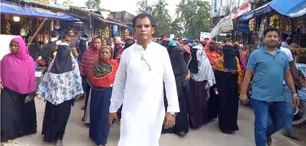 ফরিদগঞ্জে বিএনপির সদস্য নবায়ন অনুষ্ঠানে পৌর যুব দলের বড়ো শোডাউন