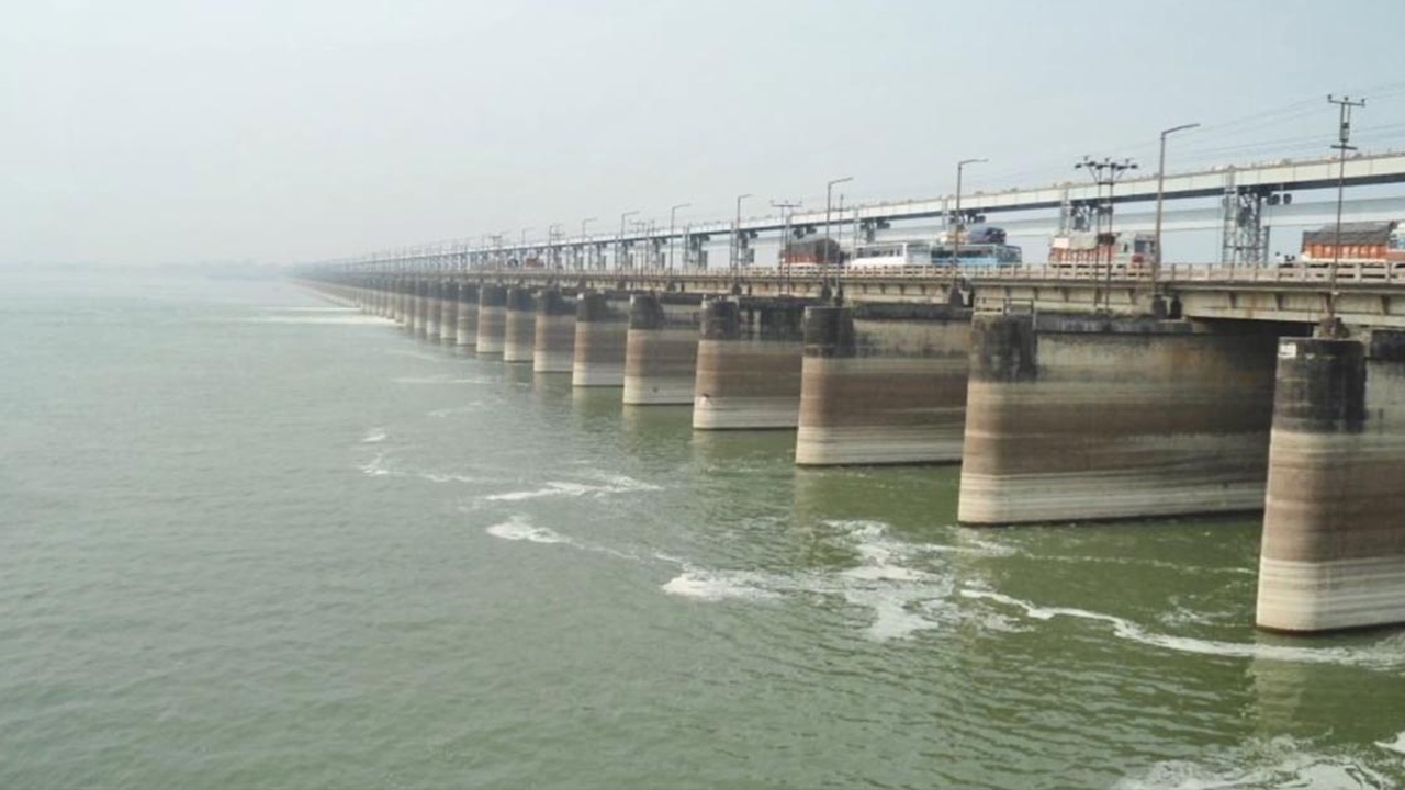 বাংলাদেশের সঙ্গে নিজেদের ‘স্বার্থ অনুযায়ী’ নতুন গঙ্গা চুক্তি চায় ভারত