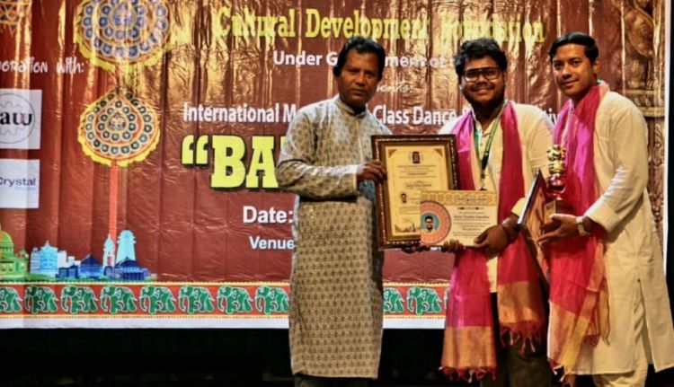 আন্তর্জাতিক মঞ্চে ‘বঙ্গরত্ন সম্মান’ পেলেন শান্ত চন্দ্র সূত্রধর