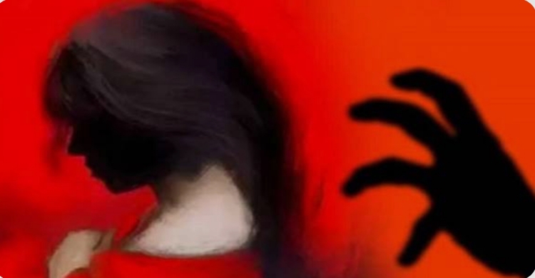 গ্রাম্য চিকিৎসক কর্তৃক রোগীর শ্লীলতাহানির চেষ্টা