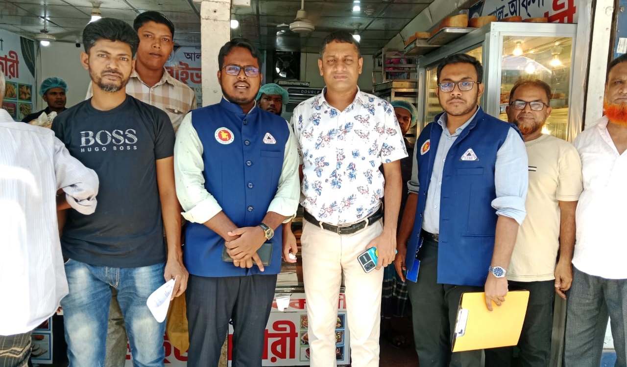 বিএসটিআই কুমিল্লা সার্ভিল্যান্স টিমের ফরিদগঞ্জ ও চাঁদপুর সদরে অভিযান