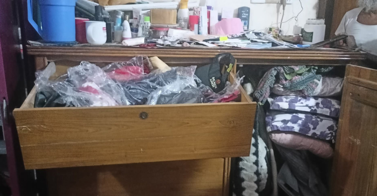হামলার শিকার বিএনপি নেতার বাড়ীতে লুটপাট