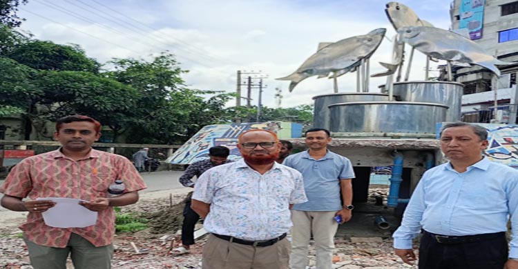 ‘ইলিশ চত্বর’ থাকবে, শেষ পর্যন্ত ইলিশ কি আর থাকবে?