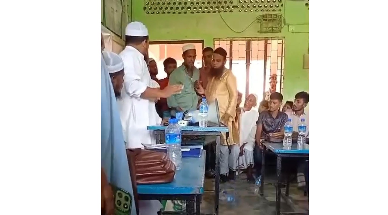'দলীয় সন্ত্রাসীদের বিএনপি নিয়ন্ত্রণ করতে ব্যর্থ হলে পরিস্থিতি শুভ হবে না'