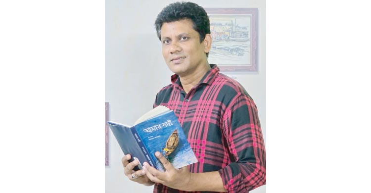 লেখার মাধ্যমে মানুষ ও সমাজের জন্য কিছু করতে চাই