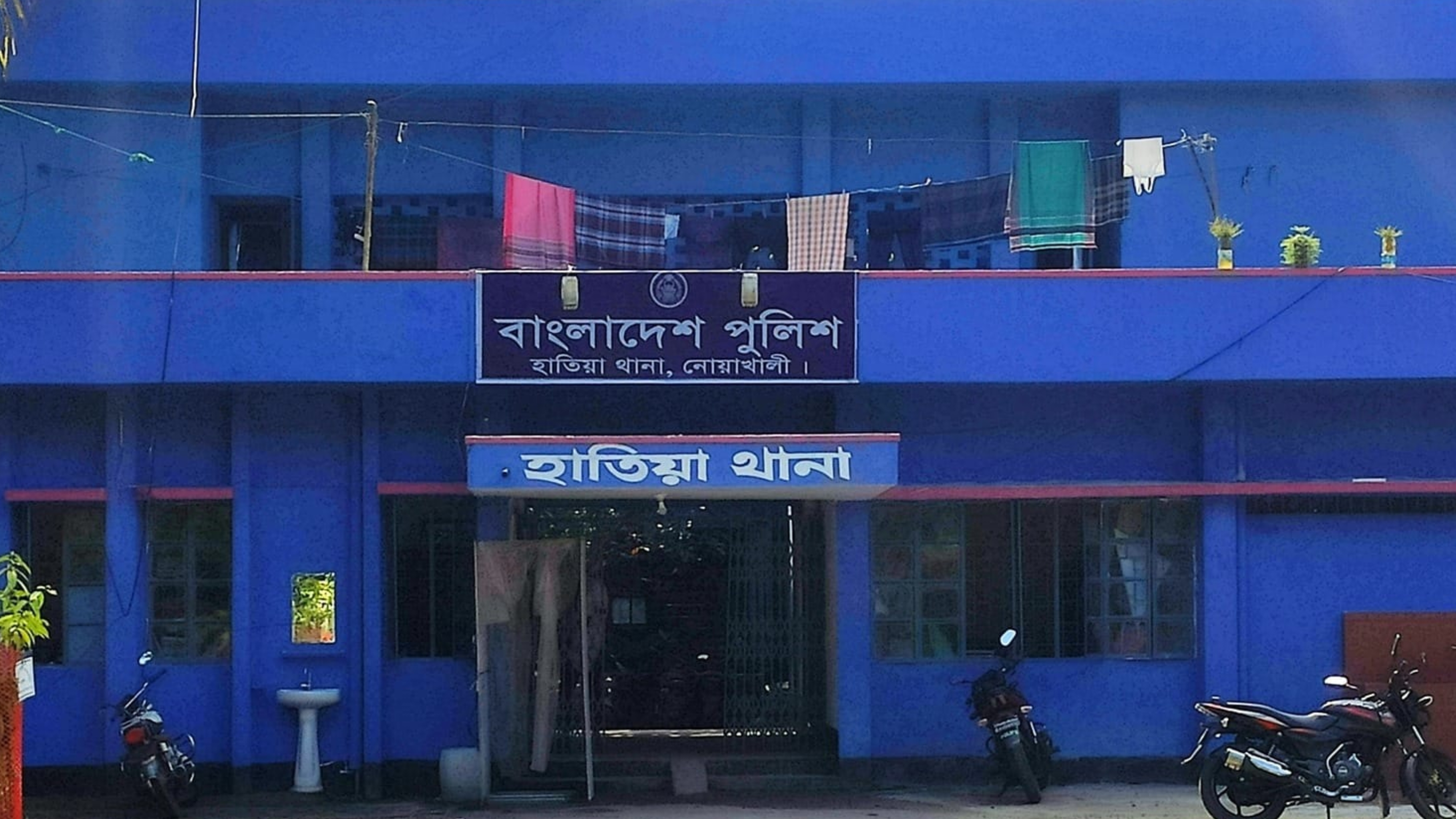 নোয়াখালীতে দিনমজুরকে হত্যা করে ঝুলিয়ে রাখার অভিযোগ