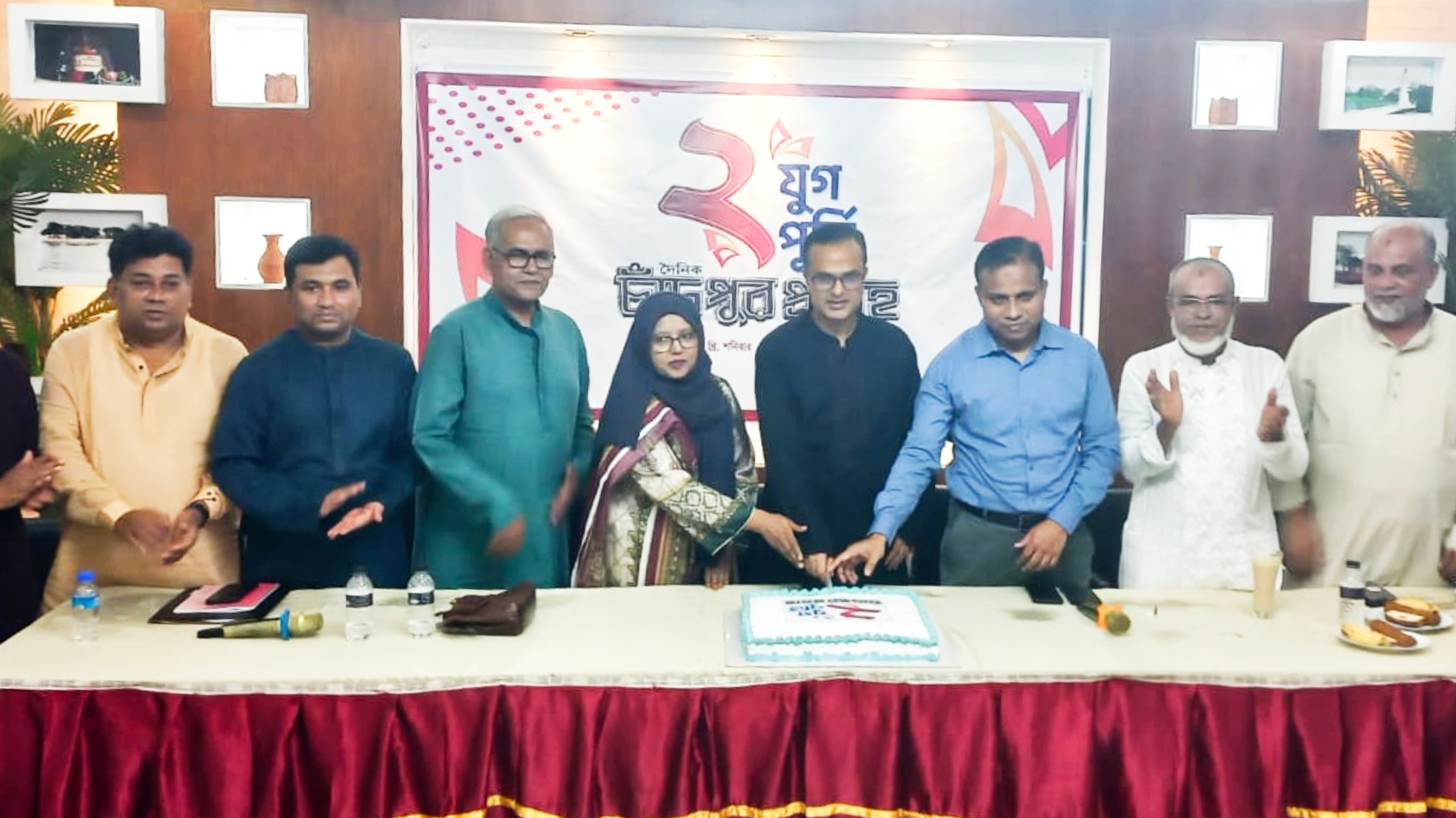 উদ্ভাবনী চিন্তাধারা ও পাঠকপ্রিয় কৌশল অবলম্বন করেই মুদ্রিত সংবাদপত্রকে টিকে থাকার লড়াই করতে হবে