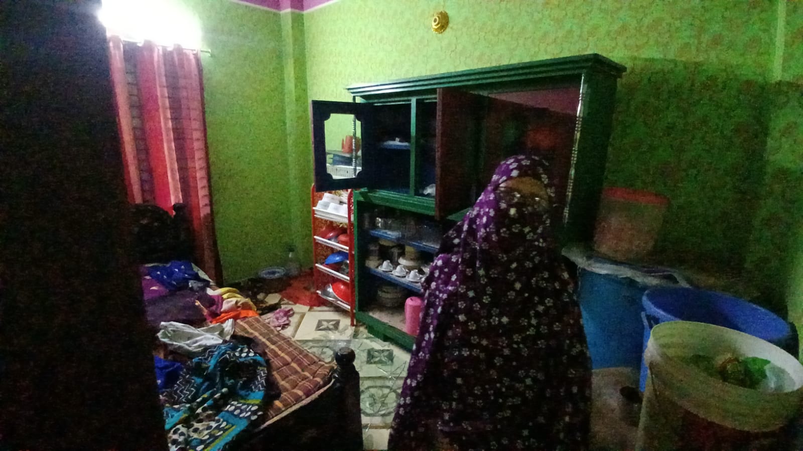 রায়পুরে প্রবাসীর বসতবাড়িতে হামলা ভাংচুর লুটপাটের অভিযোগে মামলা