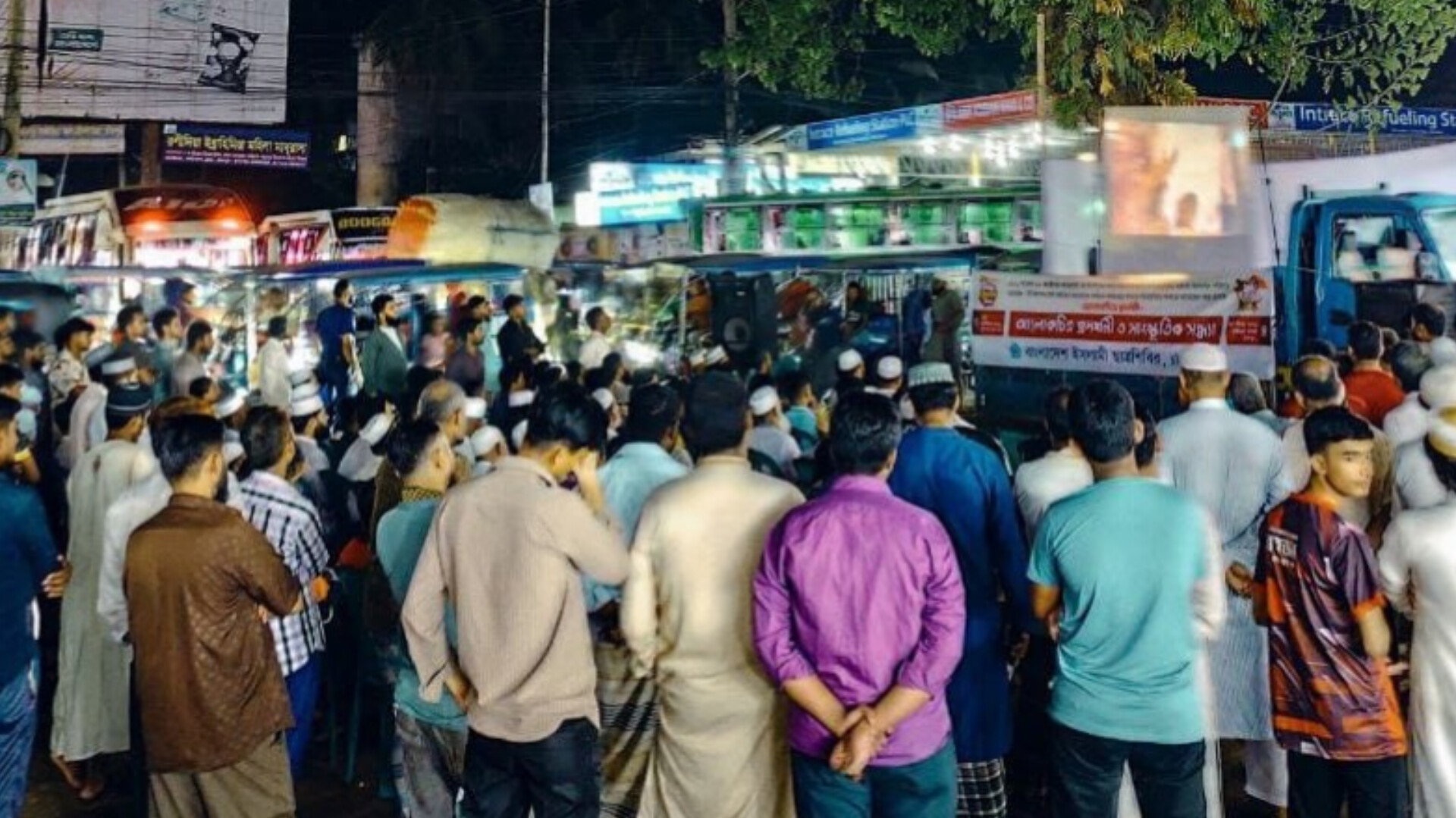 রক্তাক্ত ২৮ অক্টোবরে চাঁদপুর শহর ছাত্রশিবিরের আলোকচিত্র প্রদর্শনী