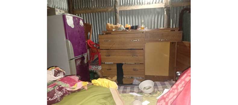 শ্রীনগরে রাতের আঁধারে চুরি