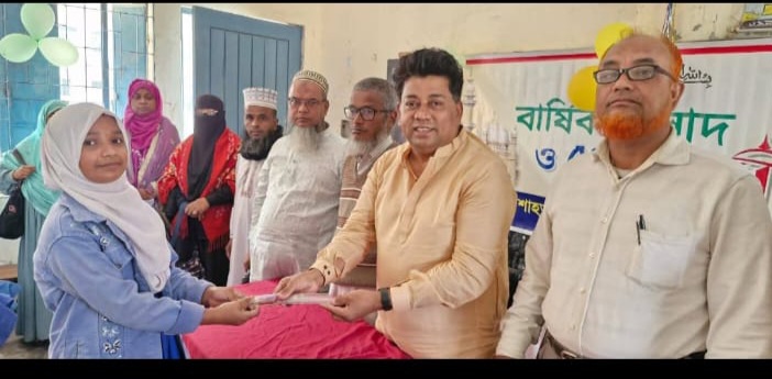 উত্তর শাহতলী যোবাইদা বালক সপ্রাবির ৫ম শ্রেণির শিক্ষার্থীদের বিদায় উপলক্ষে দোয়া ও মিলাদ