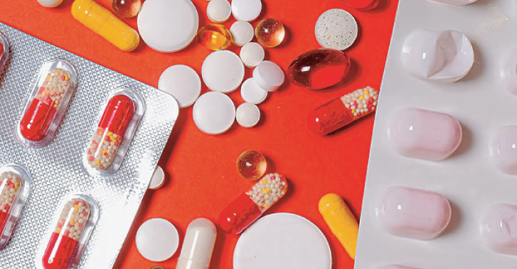 যে কারণে কথায় কথায় অ্যান্টিবায়োটিক খাবেন না