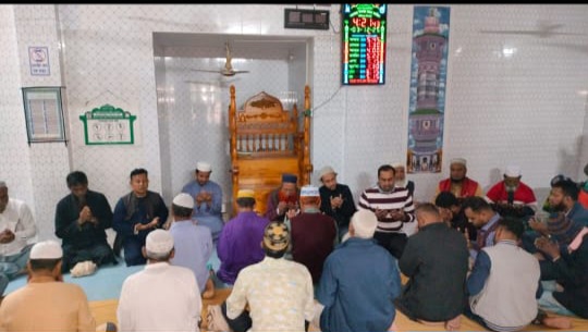 হাইমচরে খালেদা জিয়ার রোগমুক্তি কামনায় সাবেক বিএনপি নেতাদের দোয়া মাহফিল