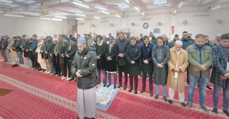 ইতালিতে খালেদা জিয়ার গায়েবানা জানাজায় সর্বস্তরের বাংলাদেশিরা