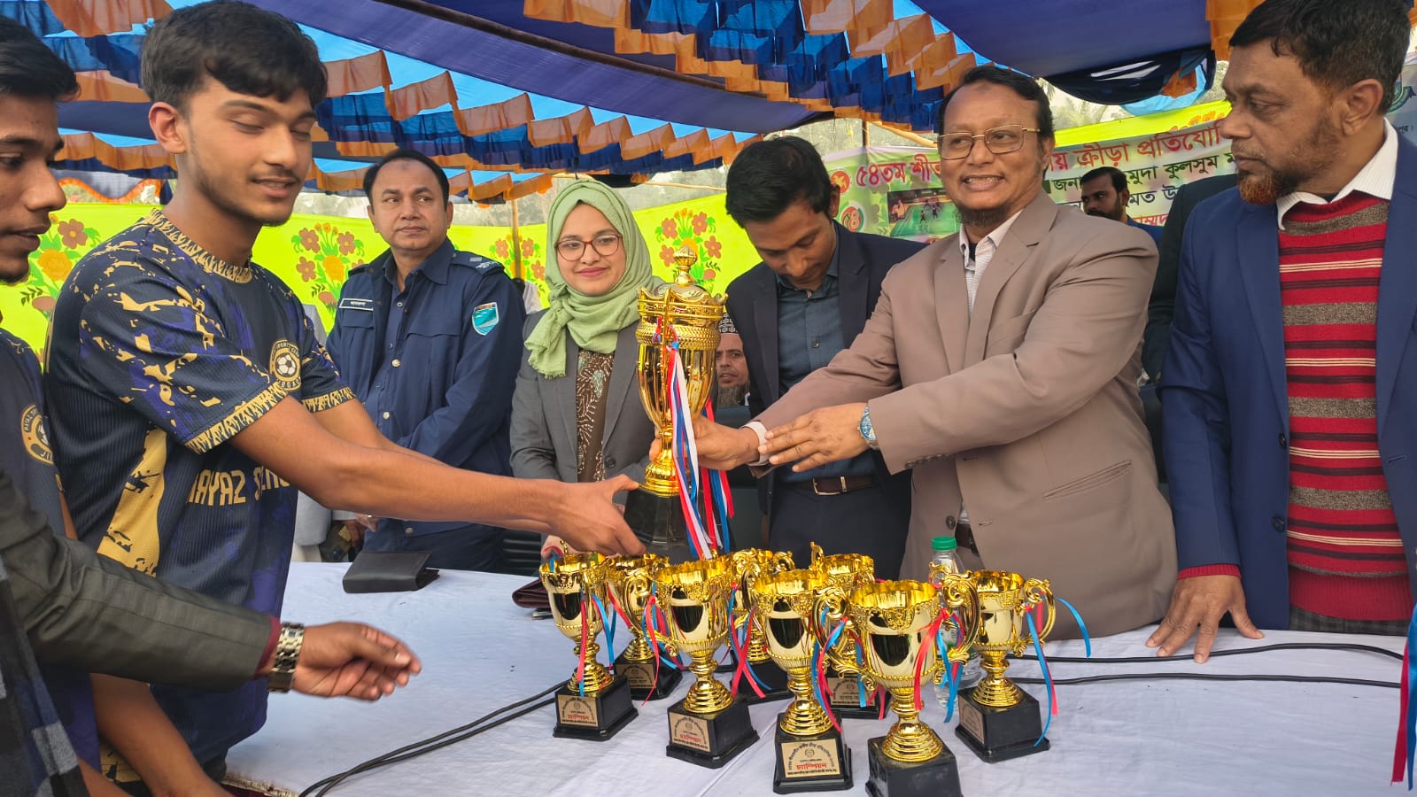 খেলাধুলার মাধ্যমে শিশুদের মানসিক বিকাশ ও নৈতিক শক্তি গড়ে উঠে