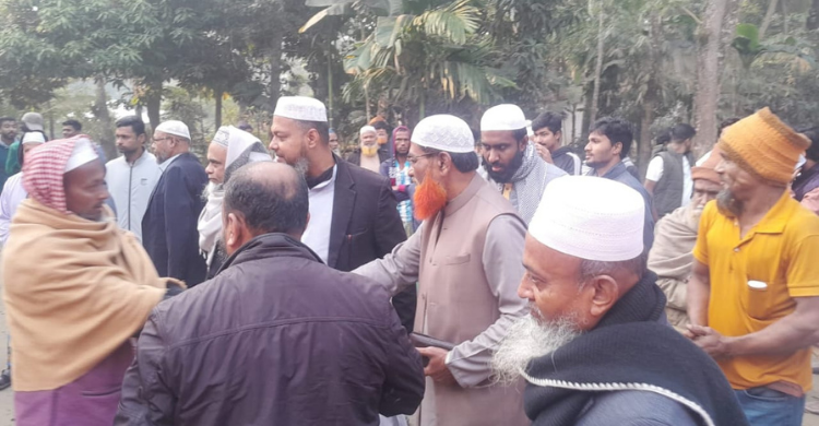 ফরিদগঞ্জে গণসংযোগ ও পথসভায় দাঁড়িপাল্লার প্রার্থী মাওলানা বিল্লাল হোসাইন মিয়াজি