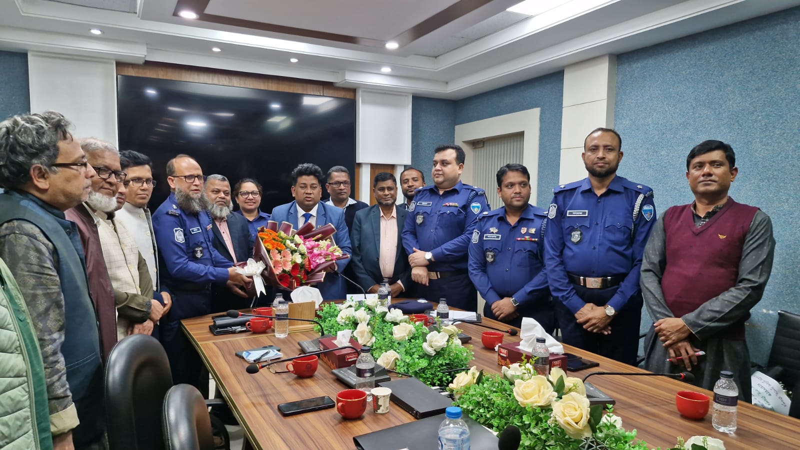 নির্বাচন সুষ্ঠুভাবে সম্পন্ন করতে সাংবাদিকদের সহযোগিতা একান্ত প্রয়োজন