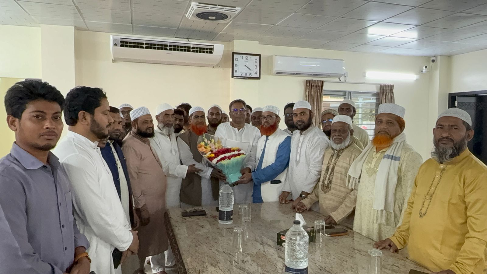 নবনির্বাচিত সংসদ সদস্য শেখ ফরিদ আহমেদ মানিককে চাঁদপুর জেলা জামায়াতসহ ১১ দলীয় জোটের সংবর্ধনা