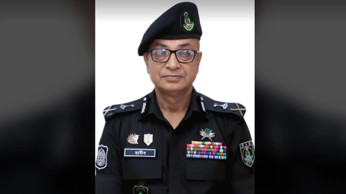 র্যাবের মহাপরিচালক আহসান হাবীবের দায়িত্ব গ্রহণ