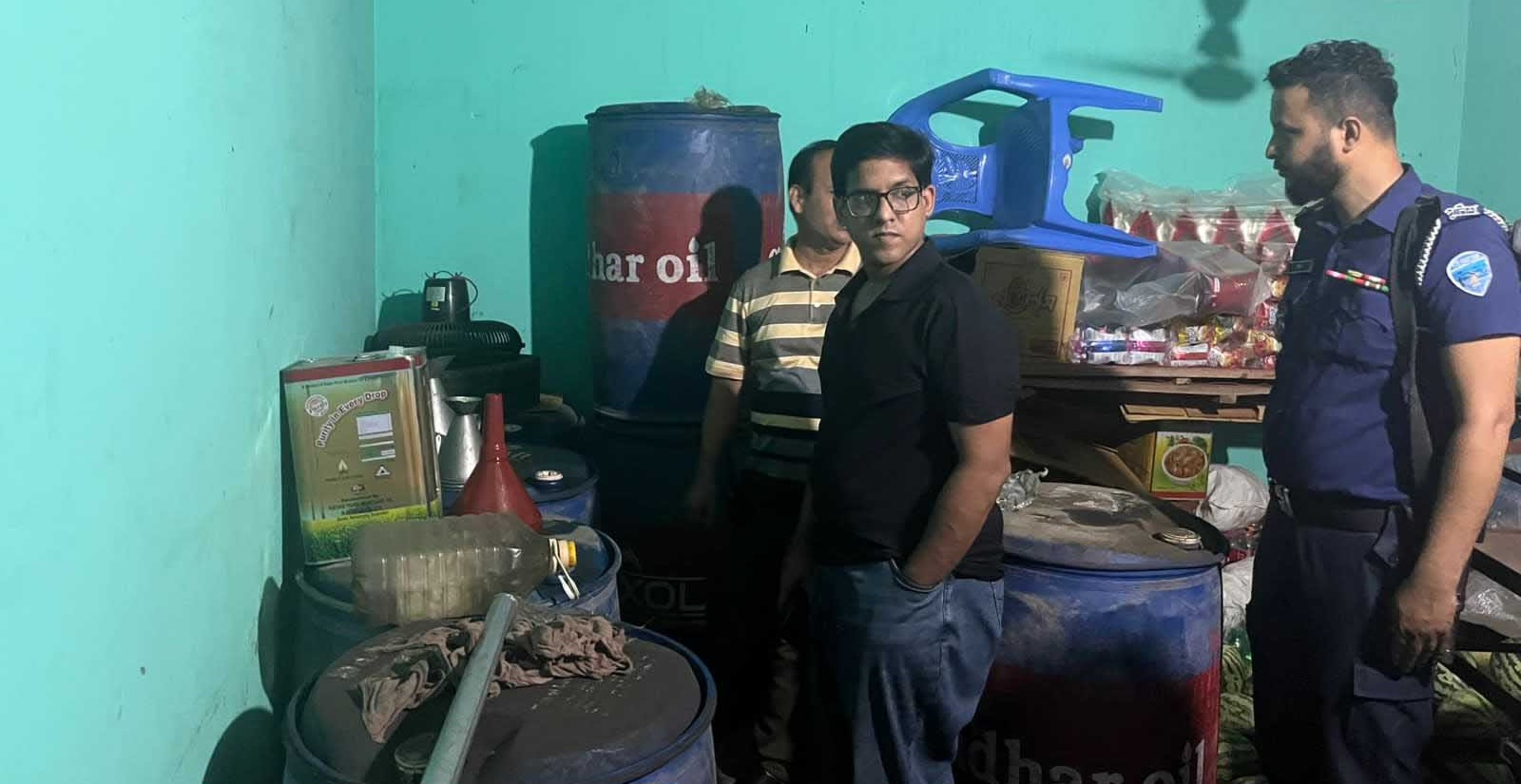মতলবে অবৈধভাবে মজুদ ৩৫০ লিটার ডিজেল জব্দ, আটক ১