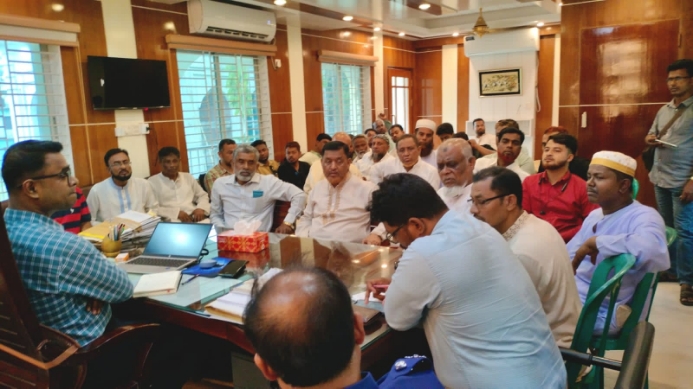 হাইমচরে জাটকা রক্ষায় প্রশাসনের সাথে বিএনপি নেতৃবৃন্দের মতবিনিময়