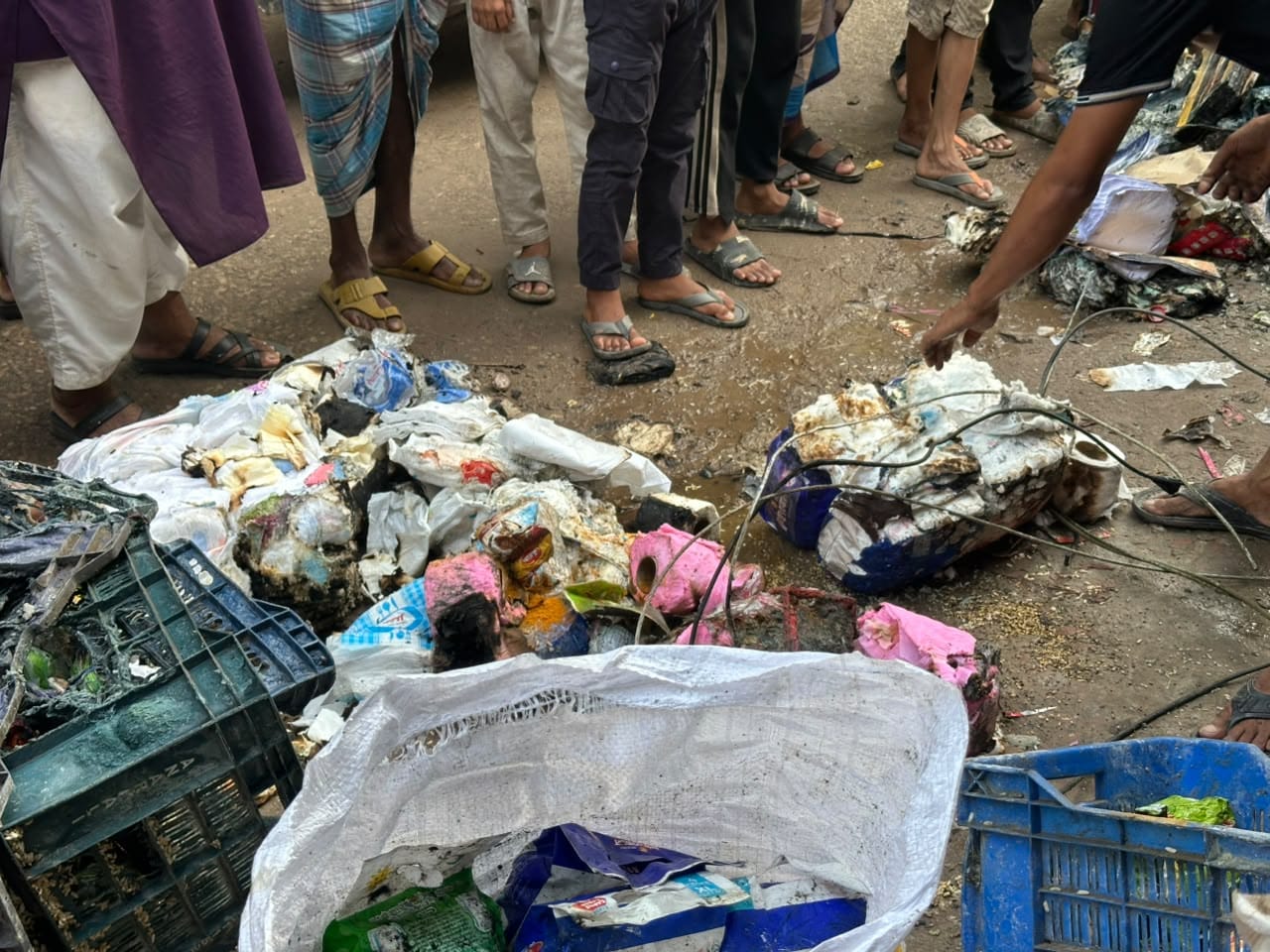 ফরিদগঞ্জে দিনদুপুরে মুদি দোকানে আগুন, ২ লক্ষাধিক টাকার ক্ষয়ক্ষতি