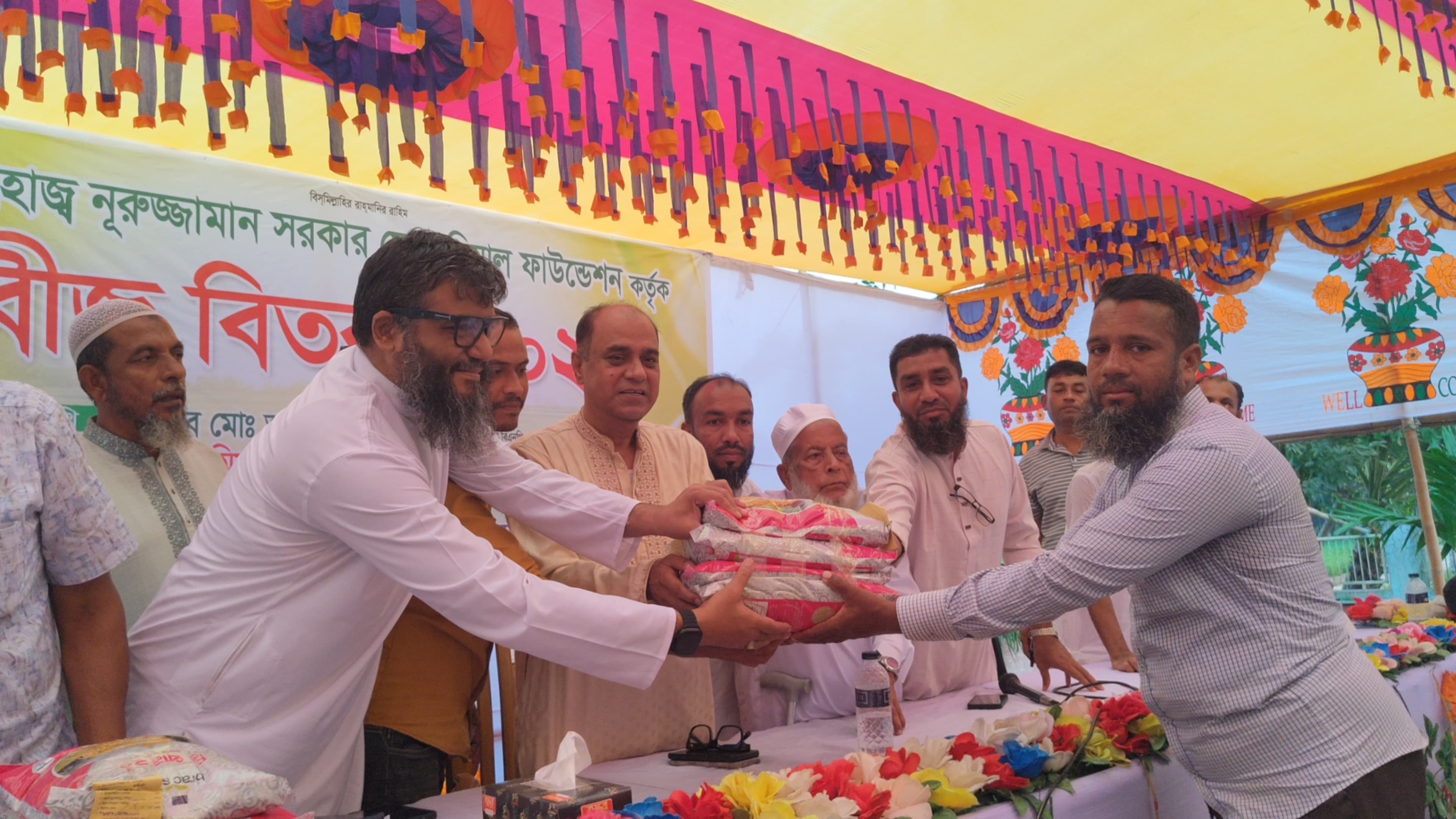 কৃষকদের উৎসাহিত করতে মতলব উত্তরে বিনামূল্যে বীজ বিতরণ করলো নুরুজ্জামান সরকার ফাউন্ডেশন