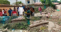 প্রধান শিক্ষকের যোগসাজশ ছাড়া এটা কীভাবে সম্ভব?