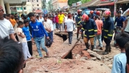ম্যানহোলের গ্যাস বিস্ফোরণে আহত ৩