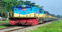 মেঘনা ট্রেনের ইঞ্জিন বিকল।। শত শত যাত্রী আটকা