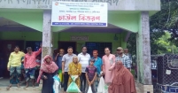 মতলব উত্তরের কলাকান্দা ইউনিয়নে ভিজিএফের চাল বিতরণ